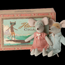 maileg mum and dad mouse 1