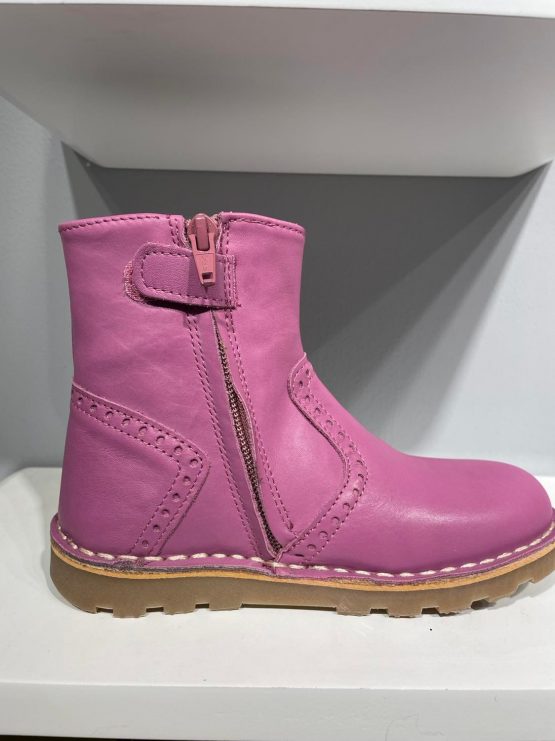 Petasil Zelia Lilac Girls boots, sizes 26, 28, 29 & 30