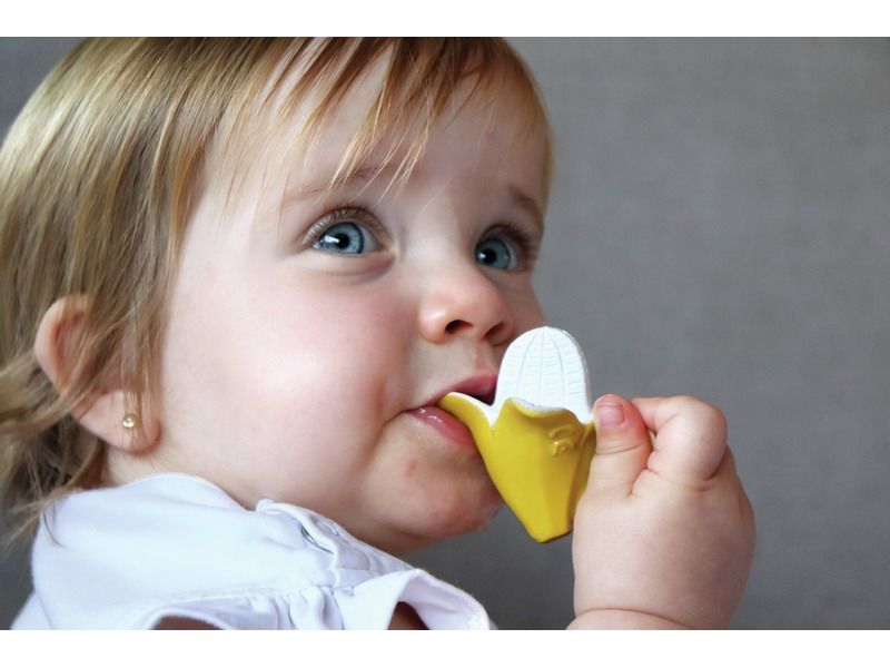 banana teether 1