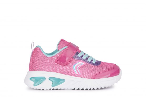 Geox Fuchsia Trainer Sizes 29,34 €55 now €48