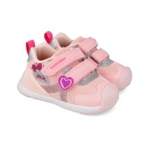 zapato-sport-corazones (1)